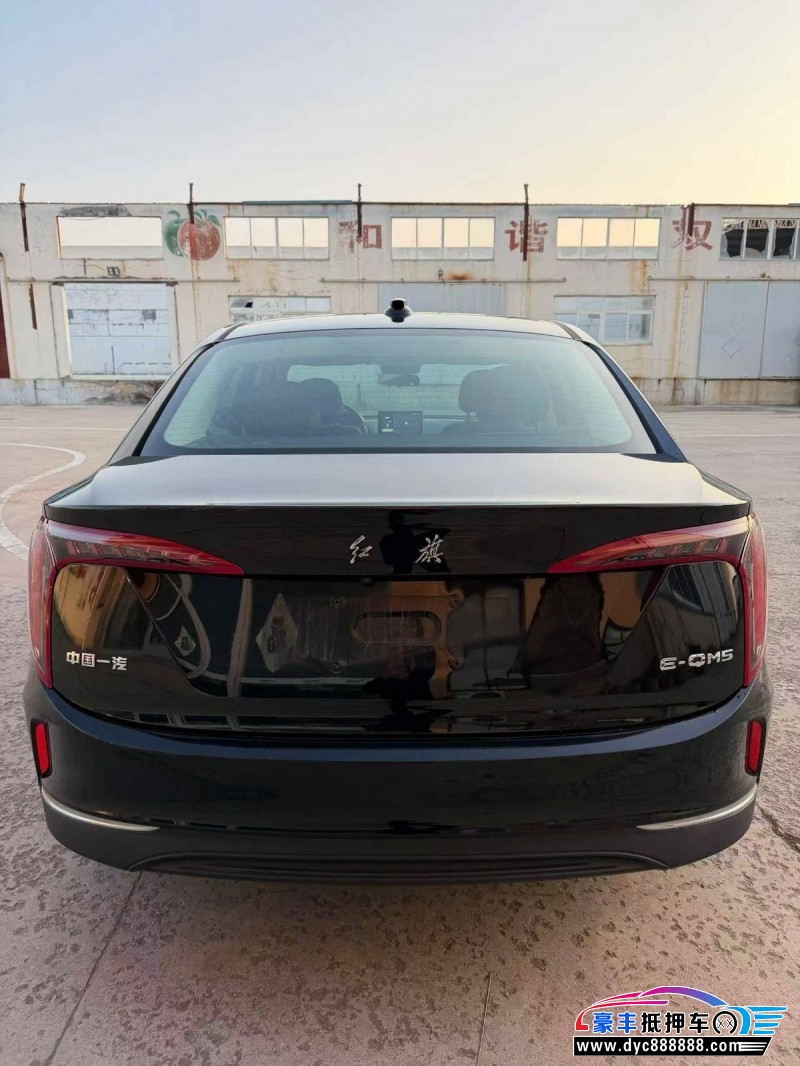 22年红旗EQM5轿车抵押车出售