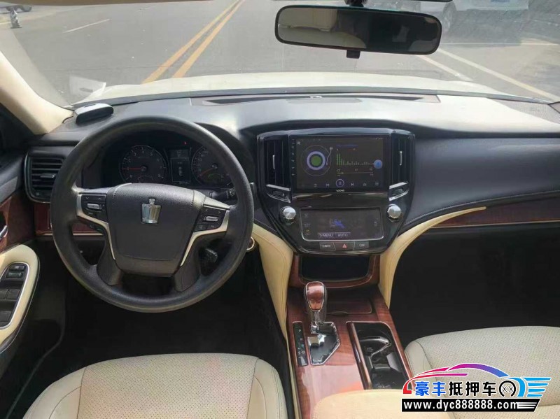 17年丰田皇冠轿车抵押车出售