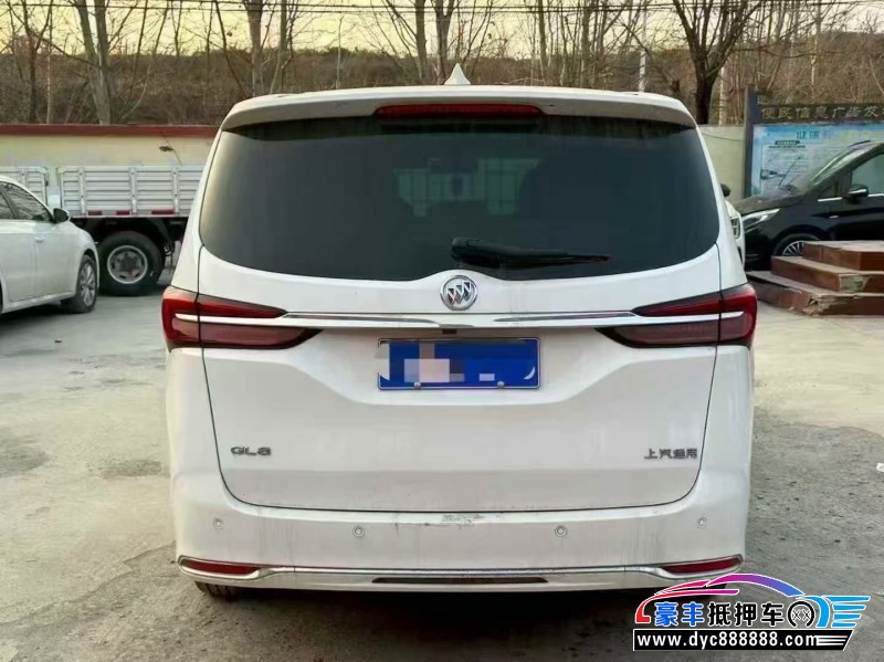 24年别克GL8轿车抵押车出售