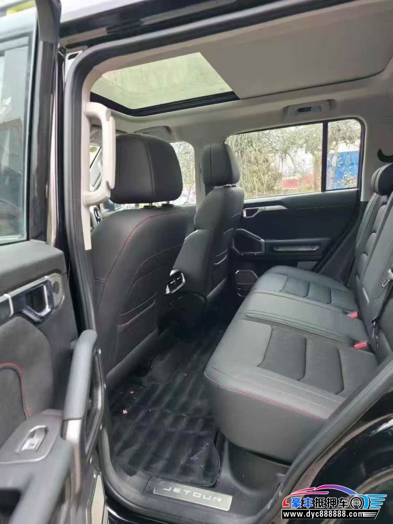 25年捷途旅行者轿车抵押车出售