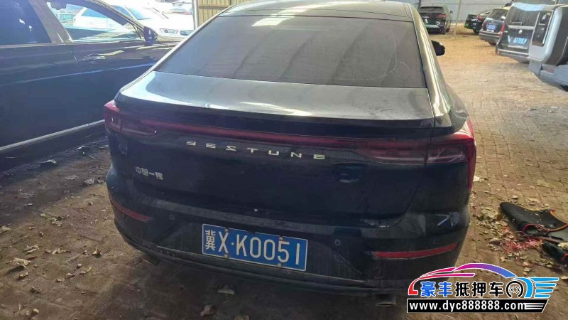 23年奔腾B70轿车抵押车出售