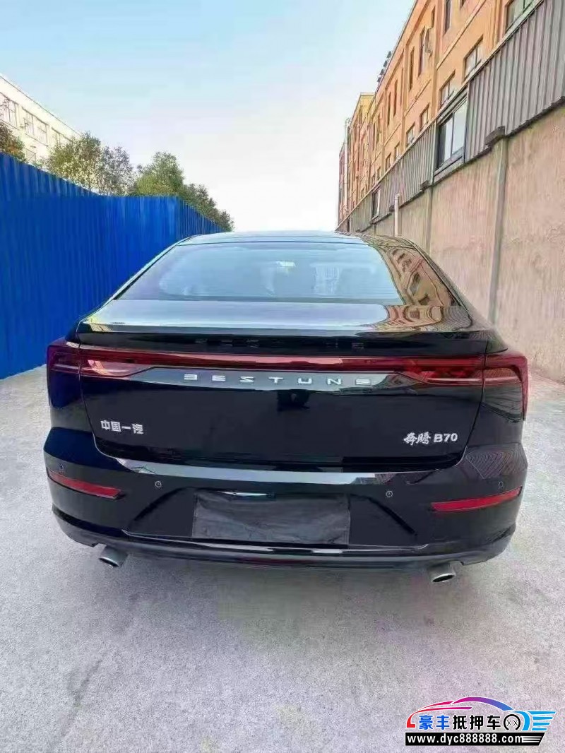 24年奔腾B70轿车抵押车出售