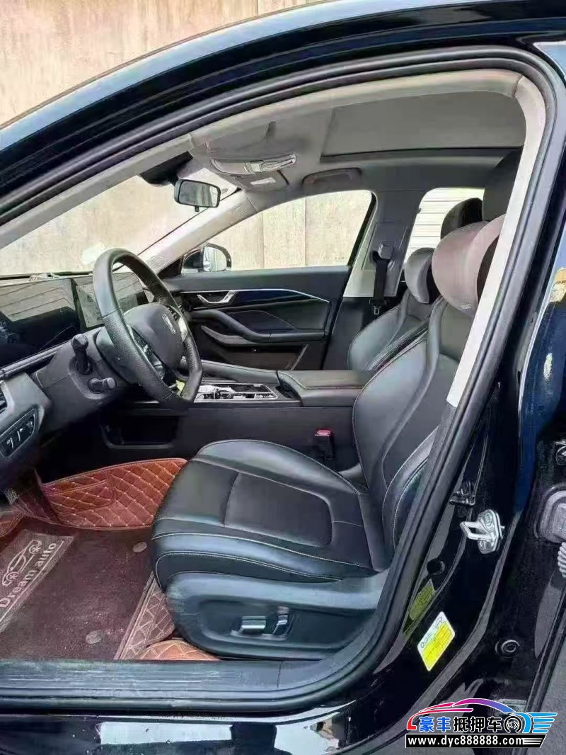 24年奔腾B70轿车抵押车出售