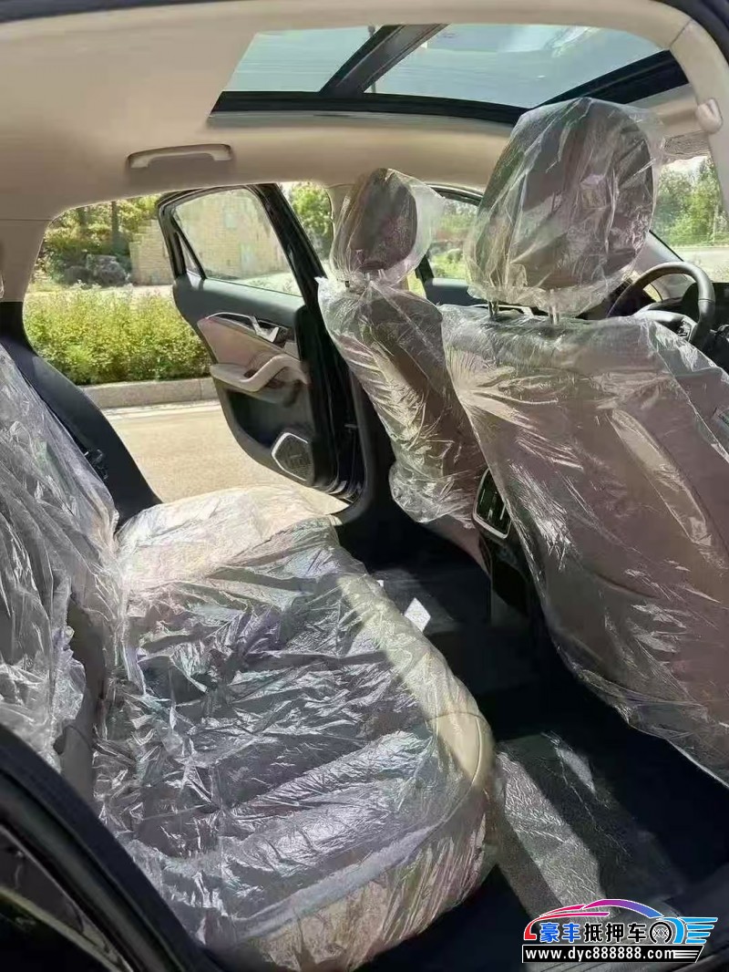 25年奔腾B70轿车抵押车出售