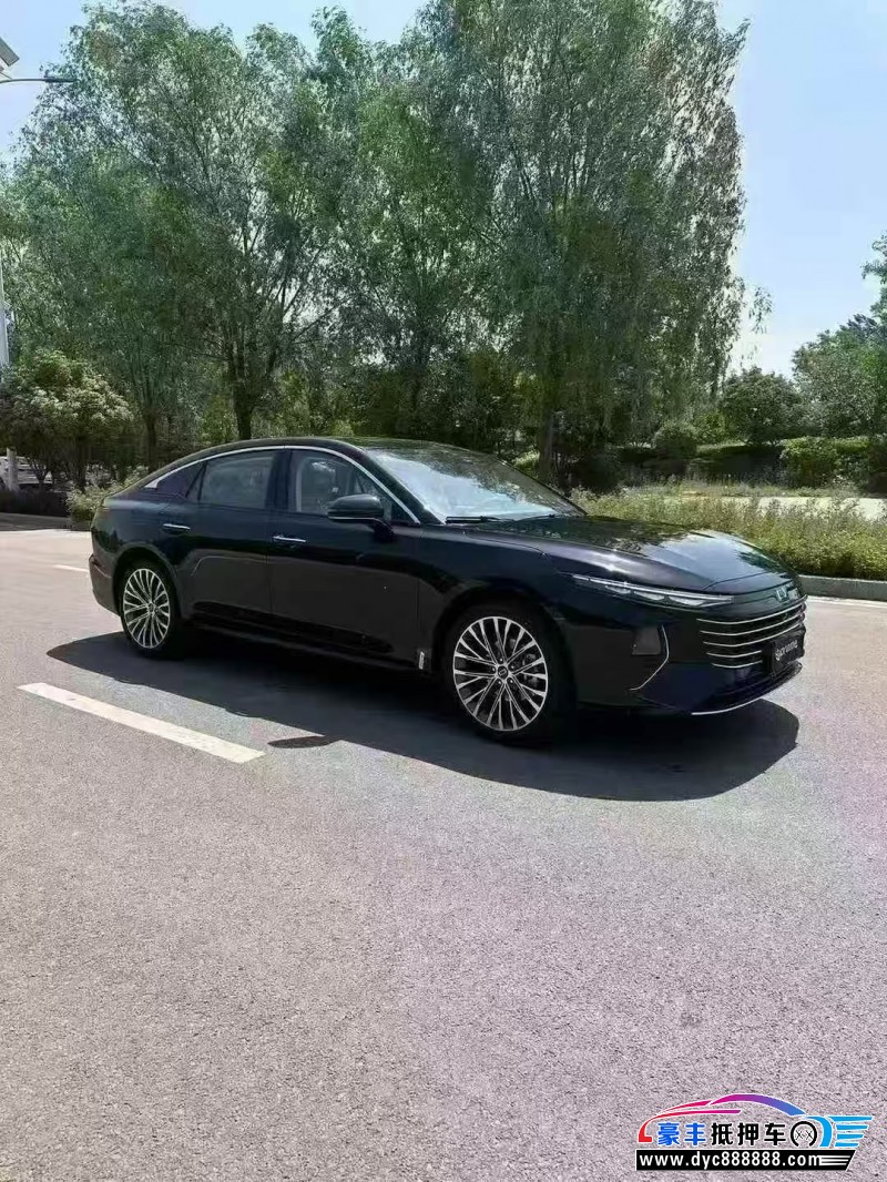 25年奔腾B70轿车抵押车出售