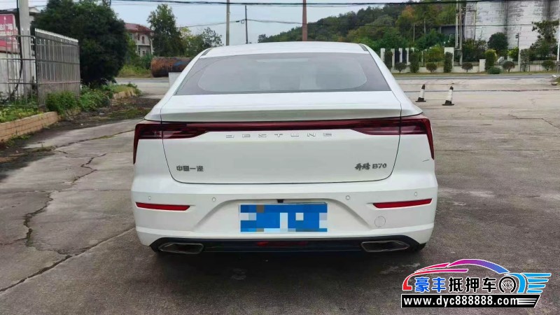 25年奔腾B70轿车抵押车出售