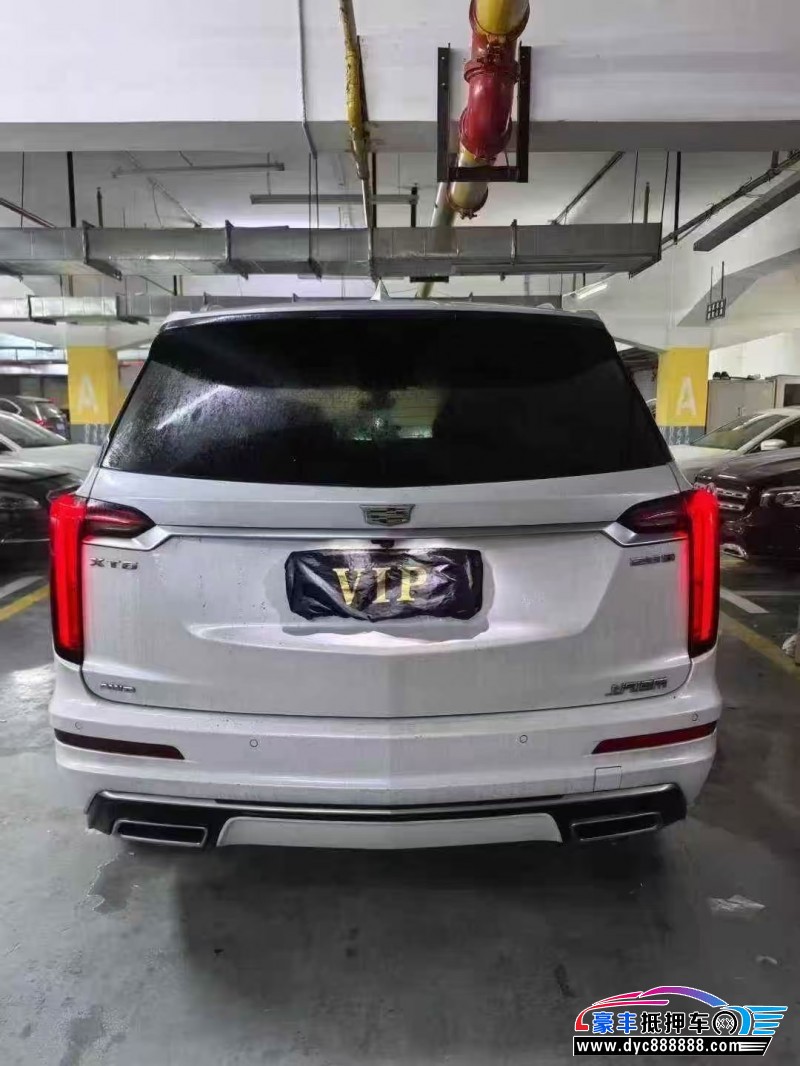 24年凯迪拉克xt6轿车抵押车出售