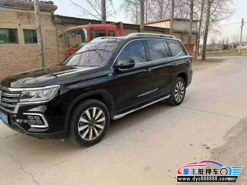 22年荣威RX8轿车抵押车出售