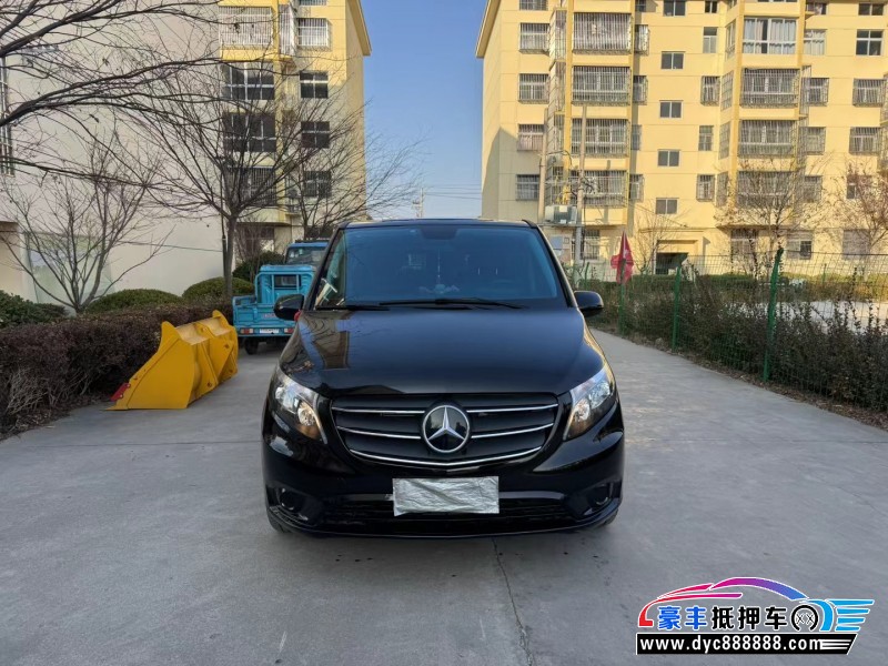 24年奔驰威霆轿车抵押车出售