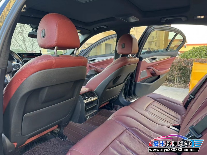 18年宝马5系轿车抵押车出售