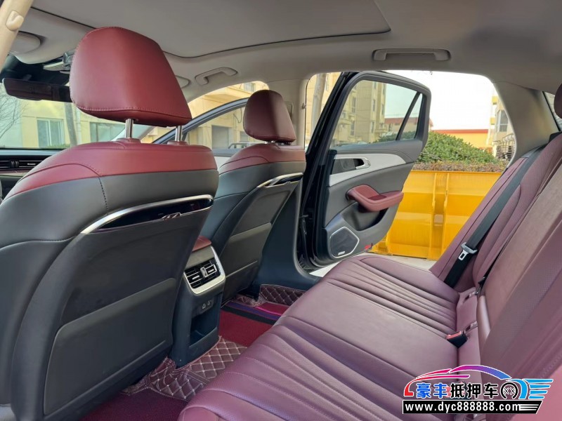 25年红旗H5轿车抵押车出售