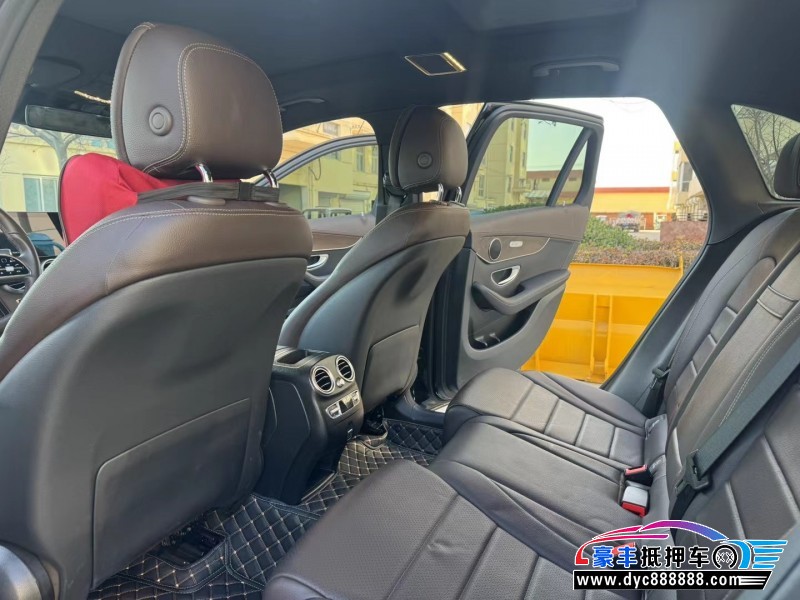 22年奔驰GLC轿车抵押车出售