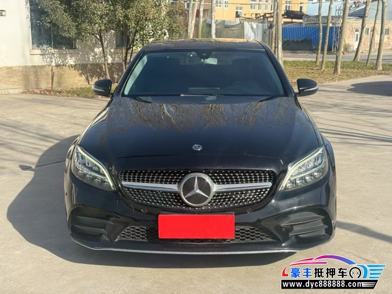 19年奔驰C轿车抵押车出售
