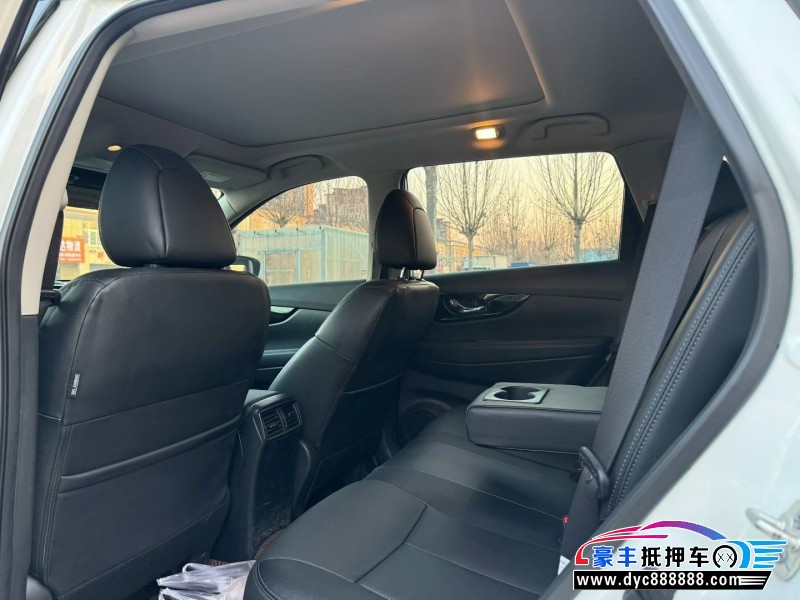 24年日产奇骏SUV抵押车出售