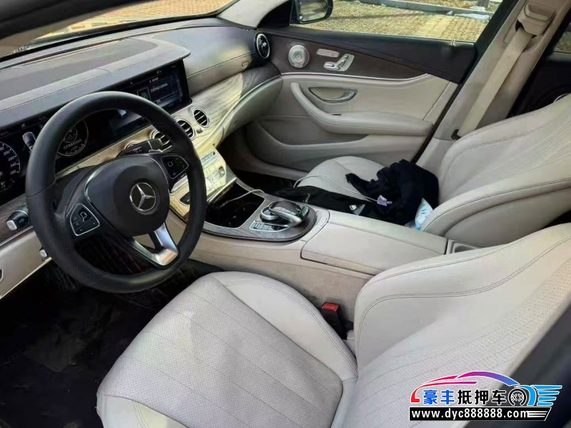 18年奔驰E轿车抵押车出售