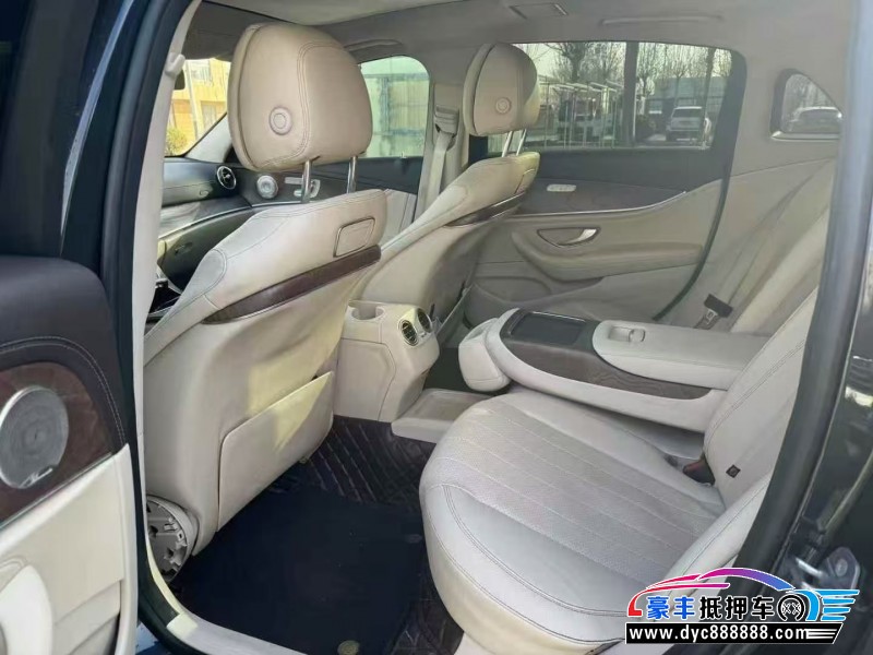 18年奔驰E轿车抵押车出售