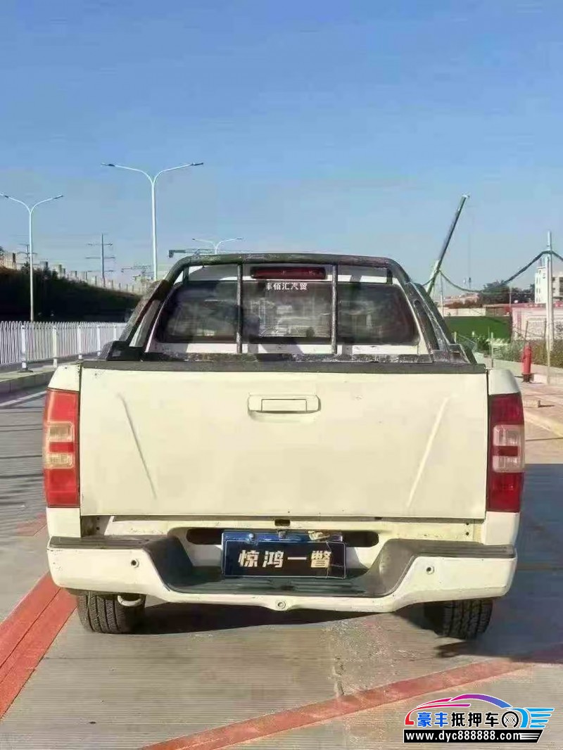 18年五十铃瑞迈轿车抵押车出售