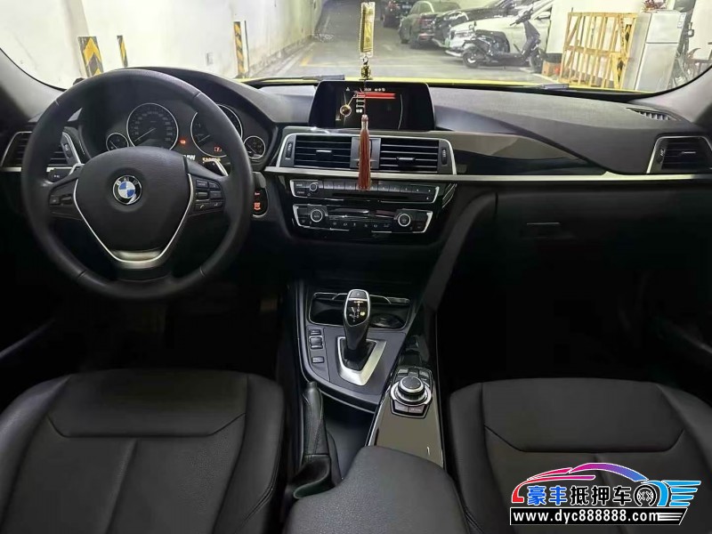 17年宝马3系轿车抵押车出售