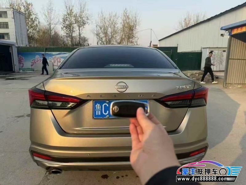 24年日产天籁轿车抵押车出售