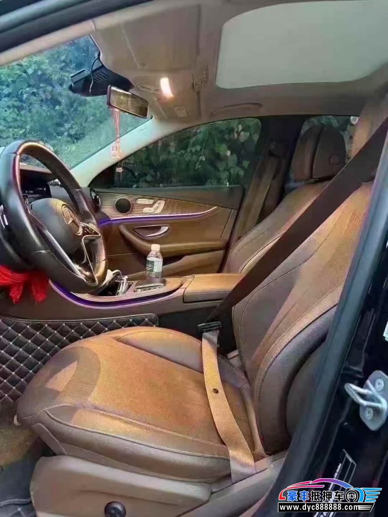 23年奔驰E级轿车抵押车出售