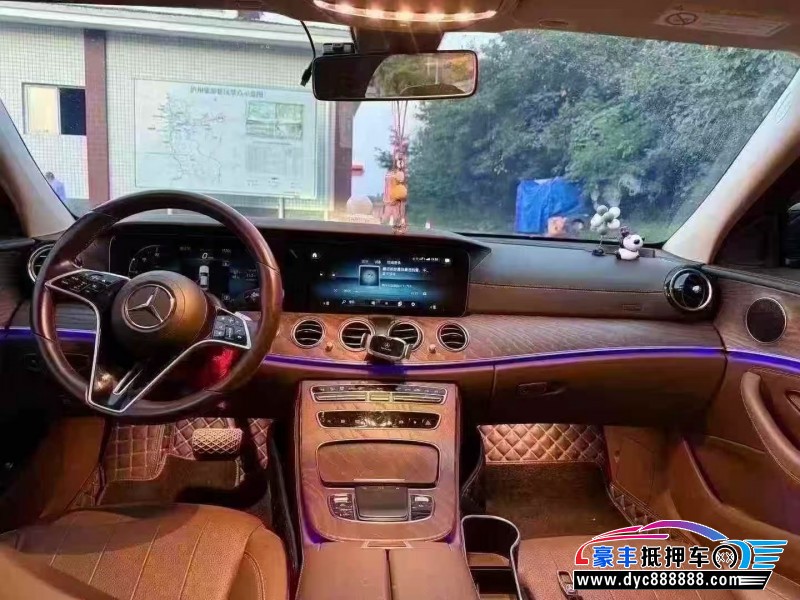 23年奔驰E级轿车抵押车出售