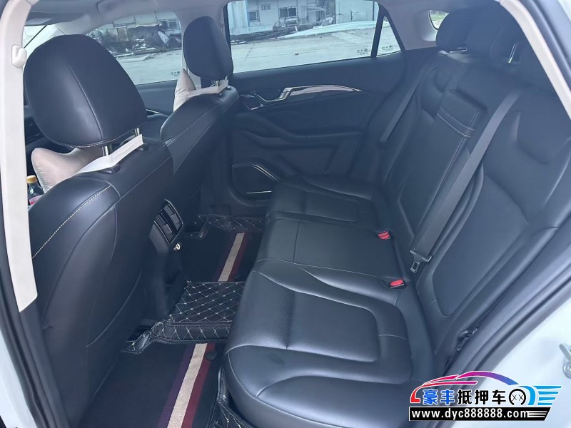 23年奔腾B70轿车抵押车出售