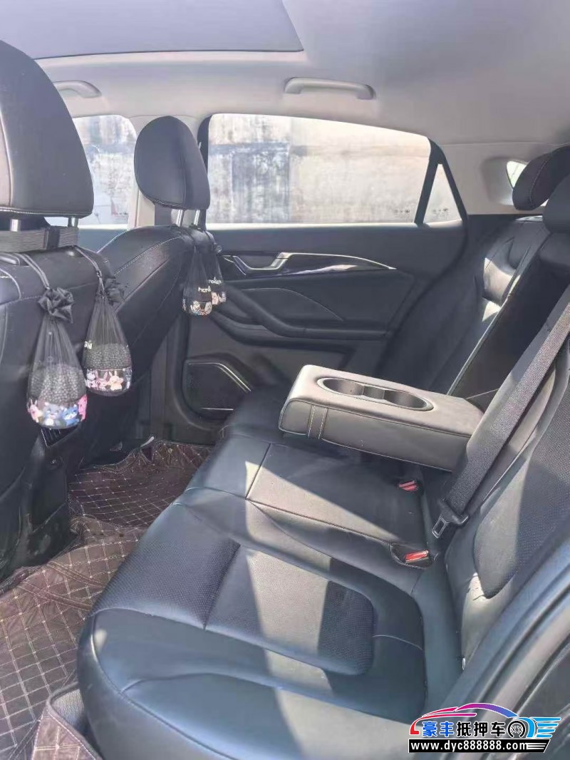 23年奔腾B70轿车抵押车出售