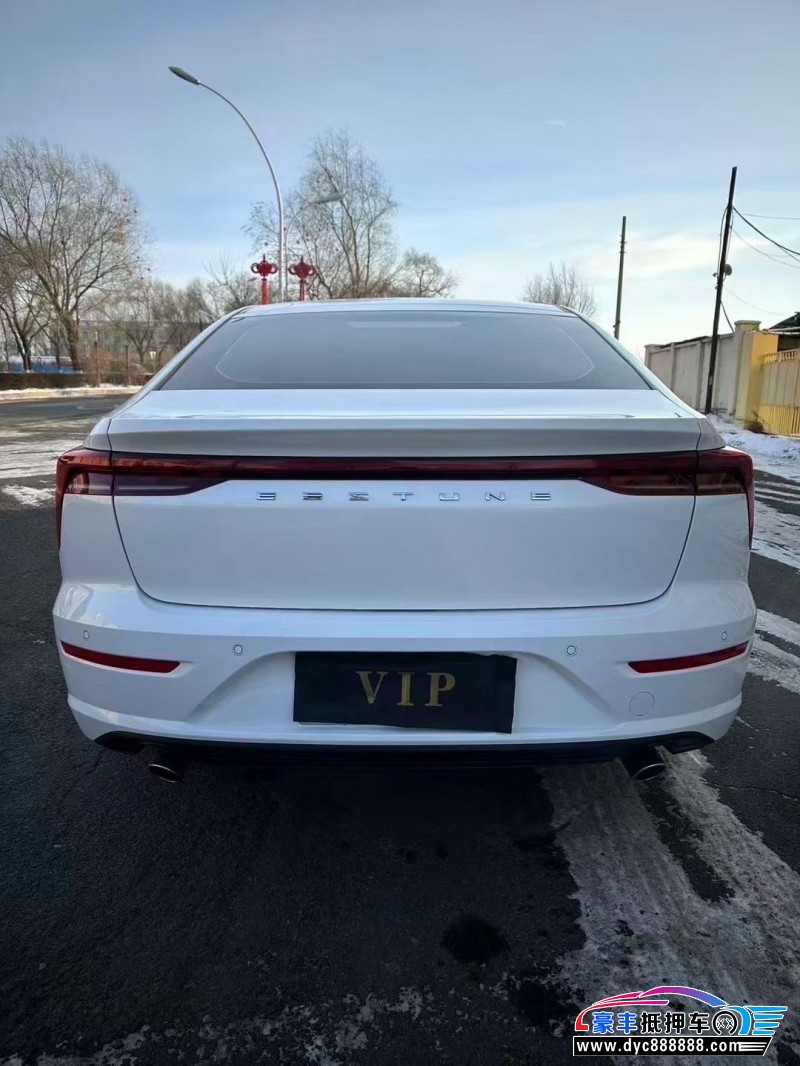 23年奔腾B70轿车抵押车出售