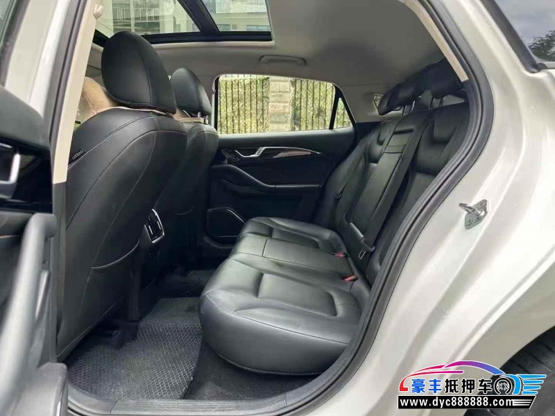 23年奔腾B70轿车抵押车出售