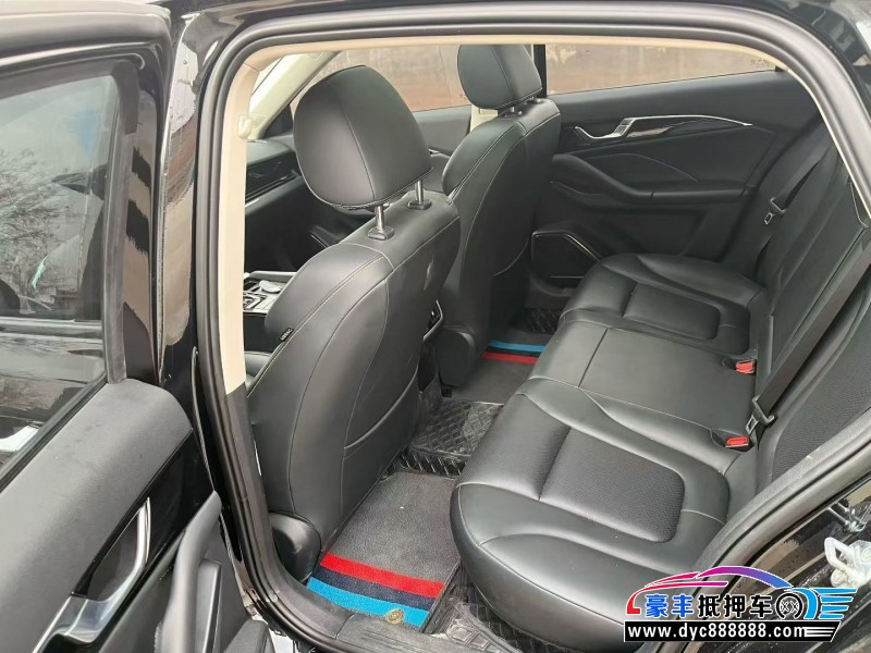 23年奔腾B70轿车抵押车出售