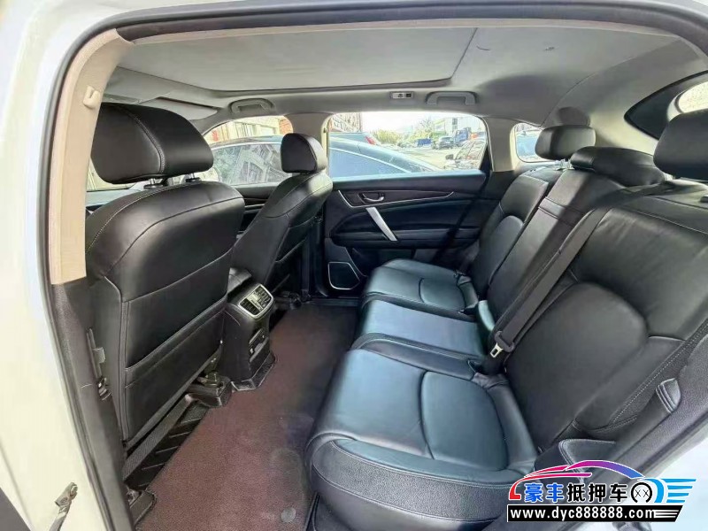 17年本田冠道轿车抵押车出售