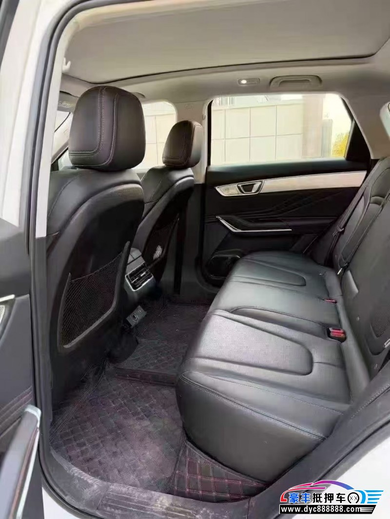 24年奔腾T99轿车抵押车出售