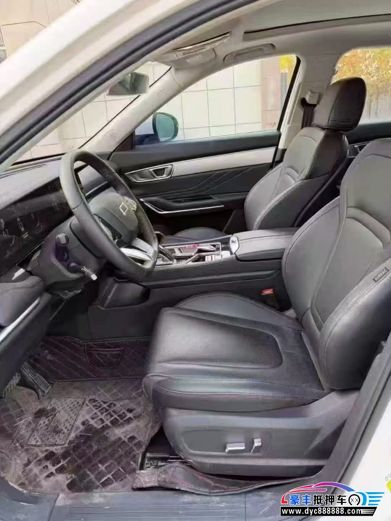 24年奔腾T99轿车抵押车出售