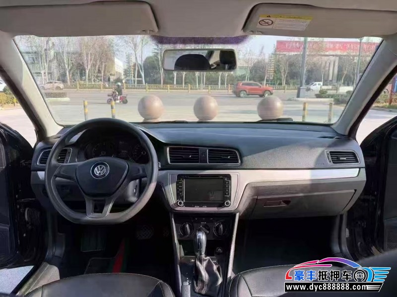 16年大众朗逸轿车抵押车出售