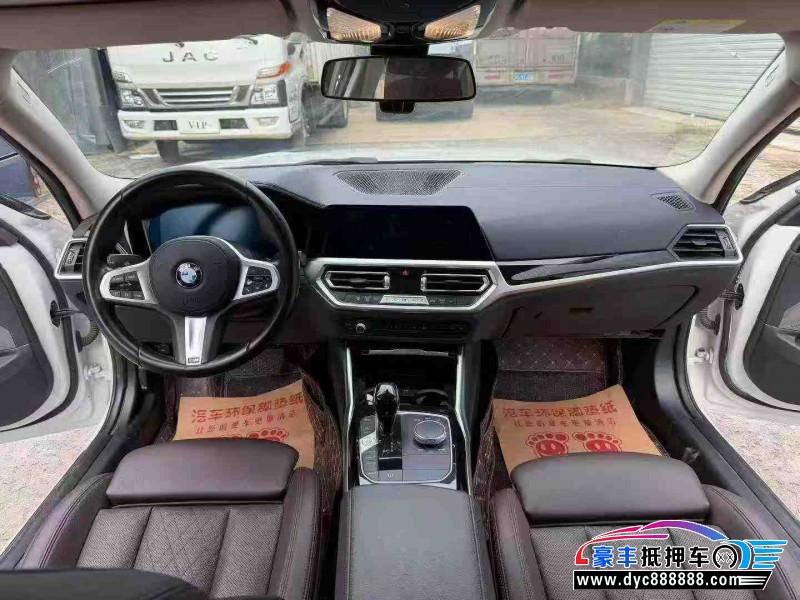 22年宝马3系轿车抵押车出售