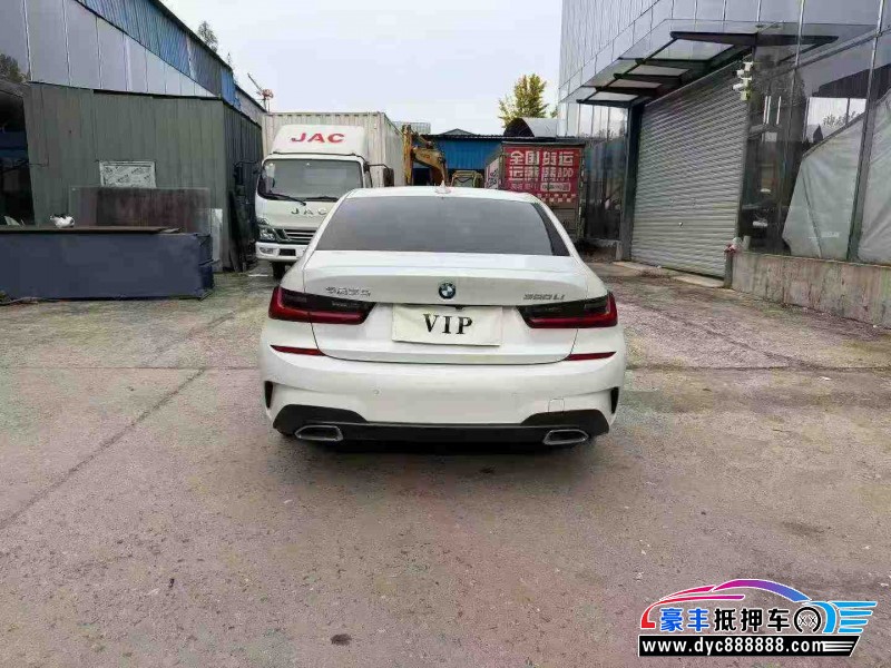 22年宝马3系轿车抵押车出售