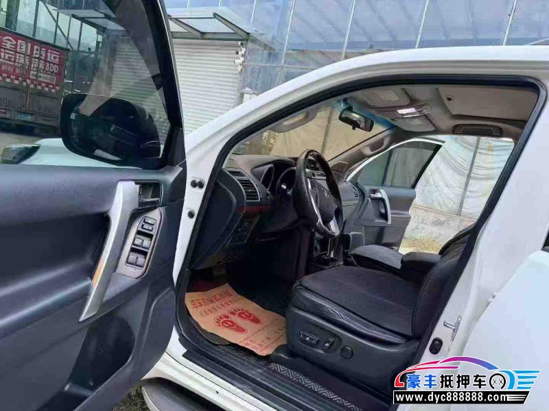 14年丰田普拉多（霸道）轿车抵押车出售