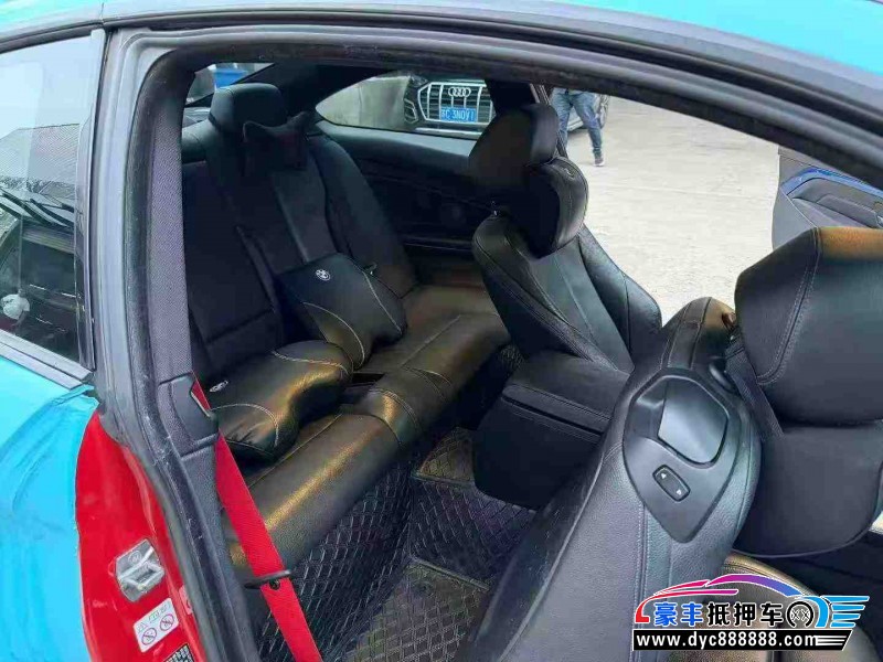 19年宝马4系轿车抵押车出售