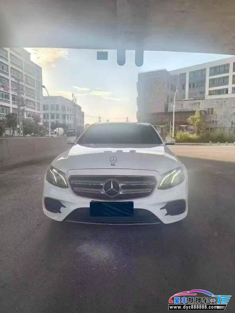 16年奔驰E轿车抵押车出售