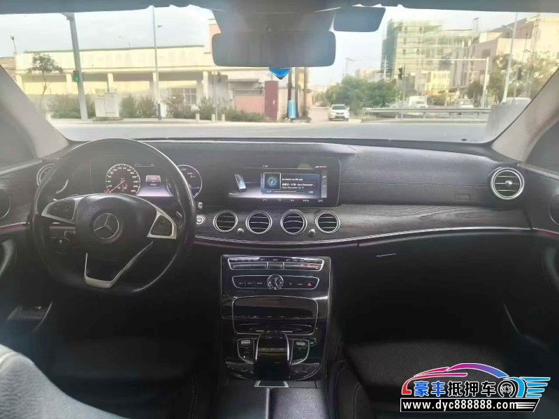 16年奔驰E轿车抵押车出售