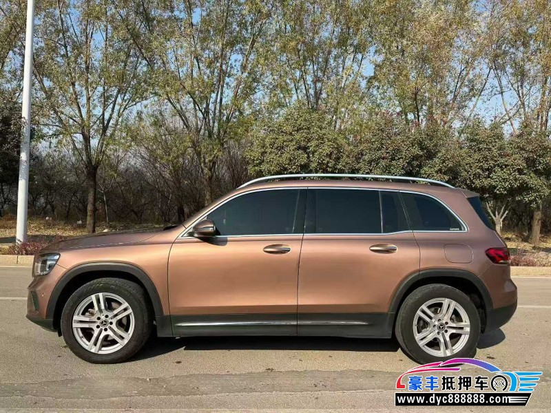 20年奔驰GLB轿车抵押车出售