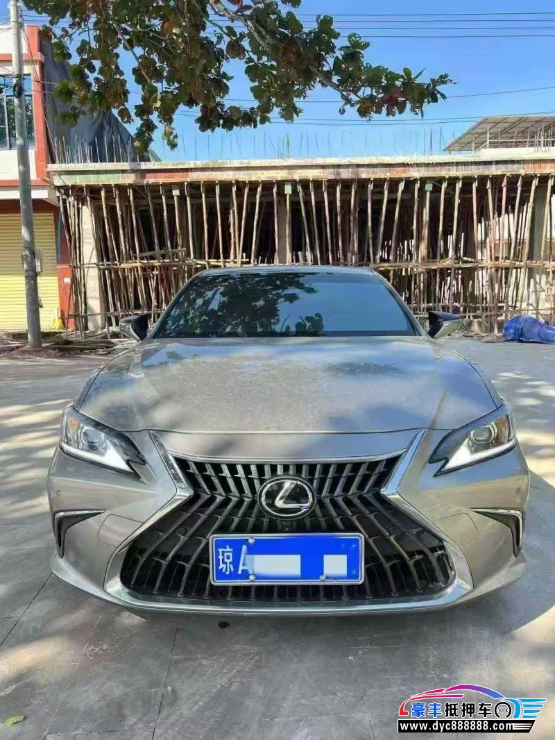 24年雷克萨斯ES轿车抵押车出售