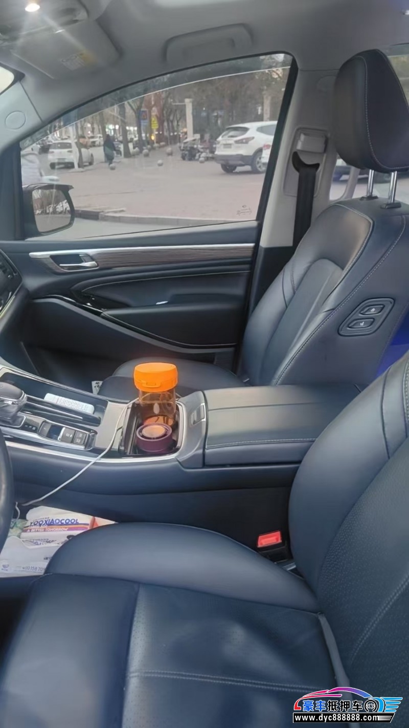 23年传祺M8轿车抵押车出售