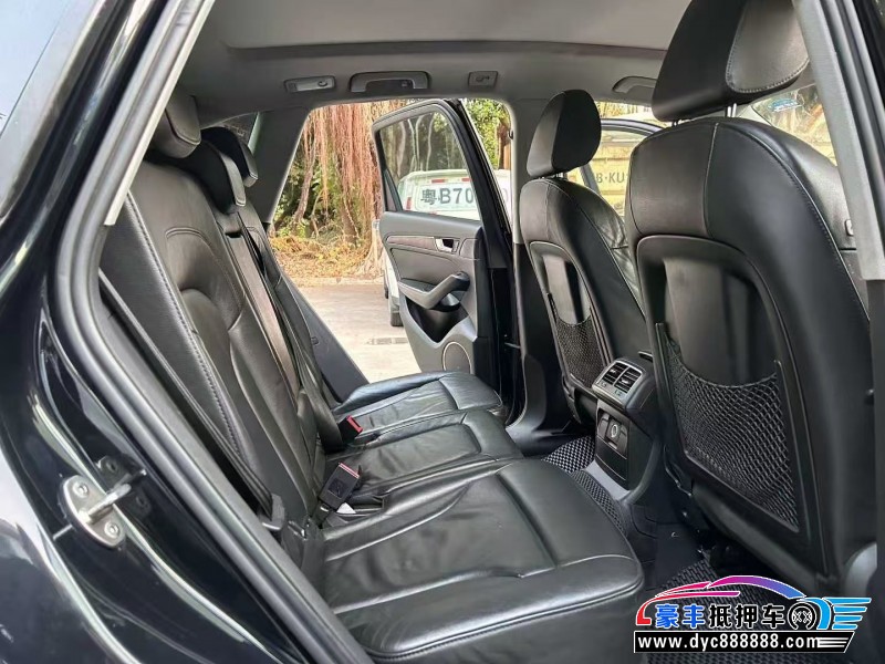 13年奥迪Q5轿车抵押车出售