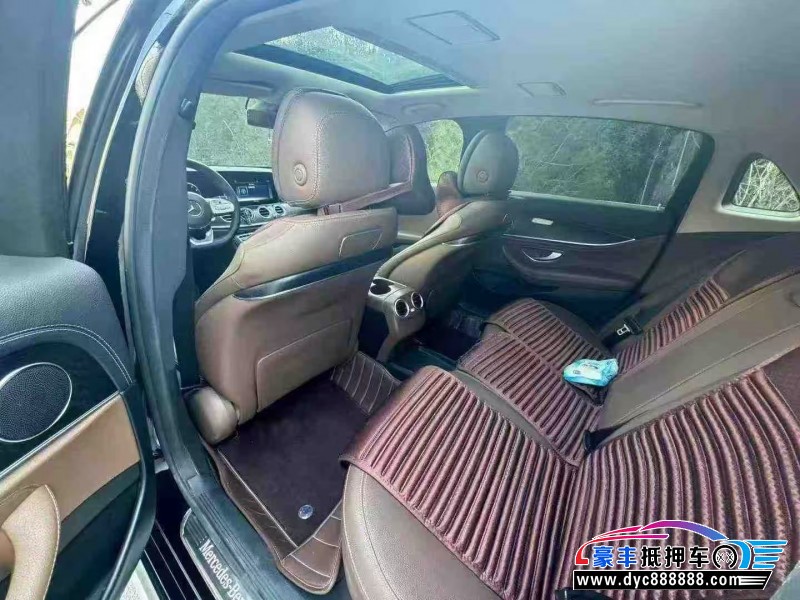 19年奔驰E轿车抵押车出售