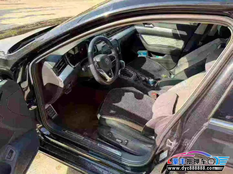 24年大众迈腾轿车抵押车出售