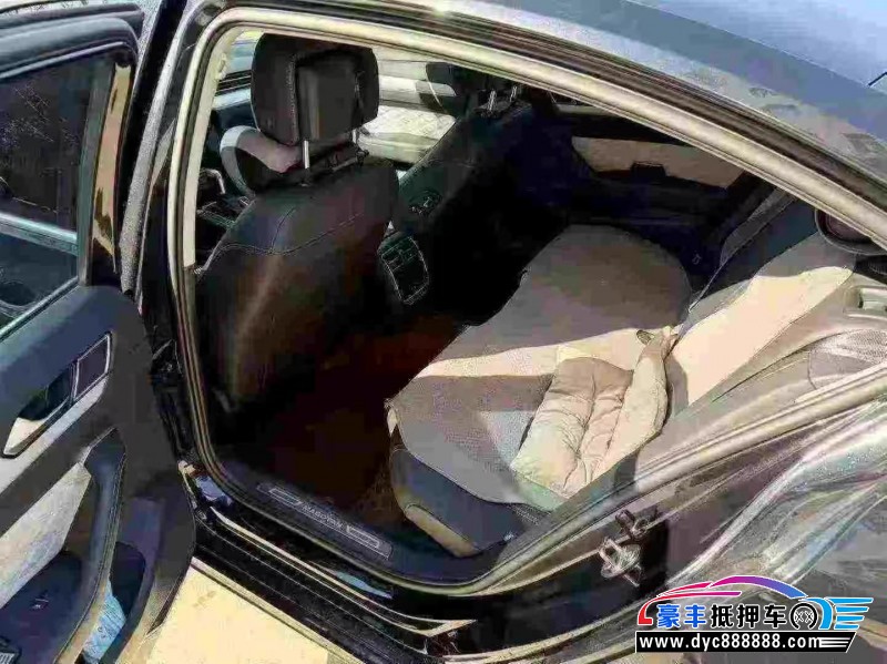 24年大众迈腾轿车抵押车出售