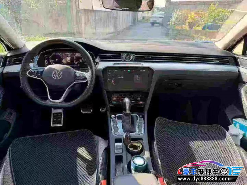 24年大众迈腾轿车抵押车出售