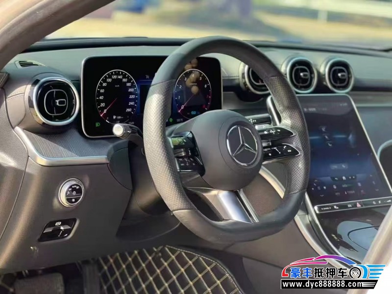 22年奔驰C轿车抵押车出售