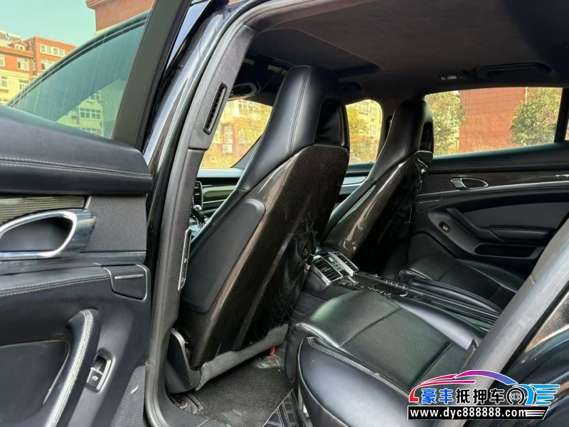 13年保时捷帕纳梅拉轿车抵押车出售